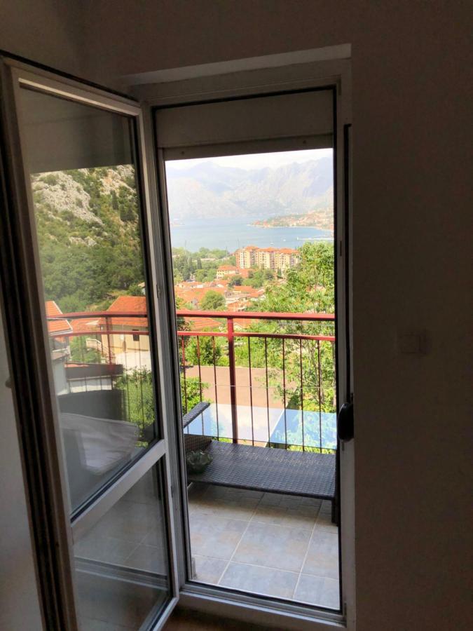 Apartman Savo Kotor Eksteriør billede
