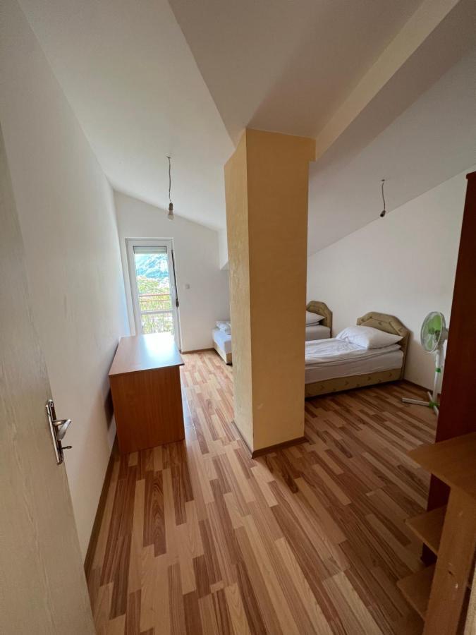 Apartman Savo Kotor Eksteriør billede